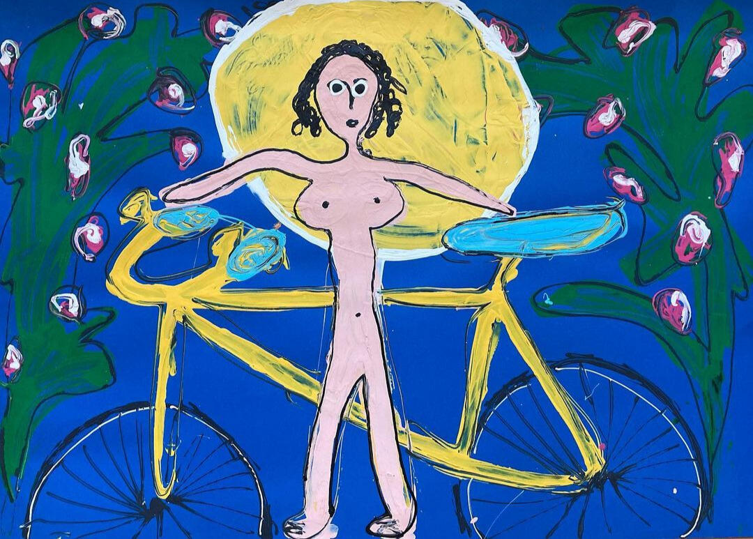 Chica, luna y bici