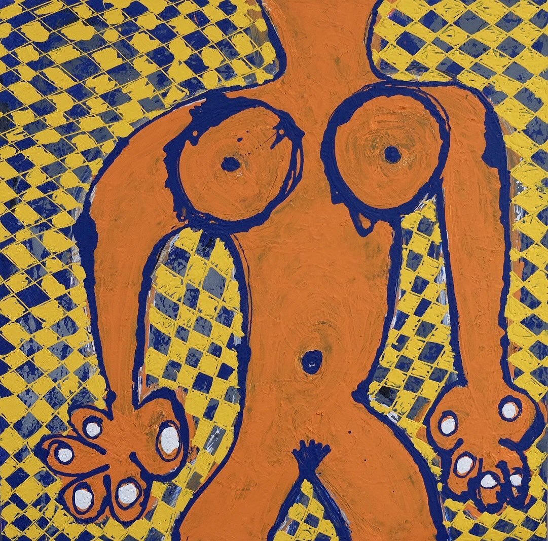 Chica naranja